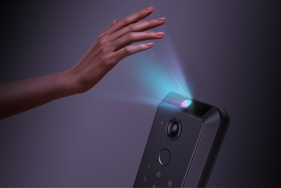 Smart Lock vs. Traditional Deadbolt: 2025 Comprehensive Comparison